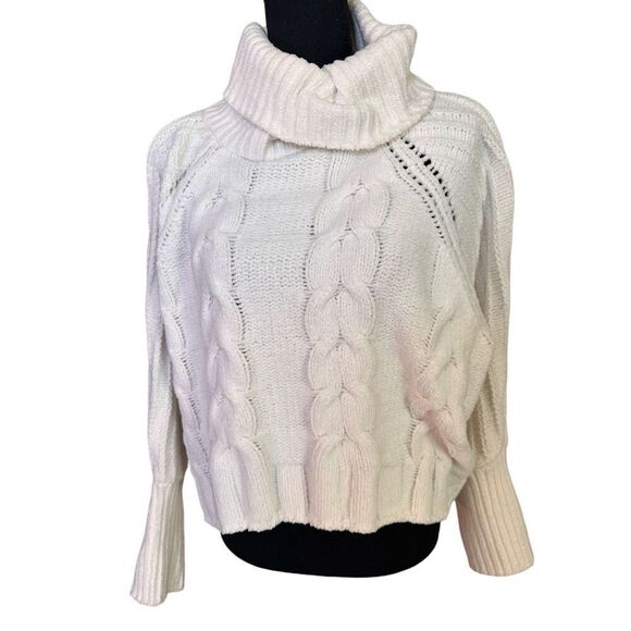 Moon & Madison White Cropped Cowl Neck Soft Cable Knit Cozy Oversized Sweater Sz - Picture 1 of 9